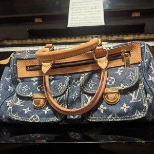 Pre-Owned LOUIS VUITTON Blue Denim Monogram Neo Speedy Satchel Bag